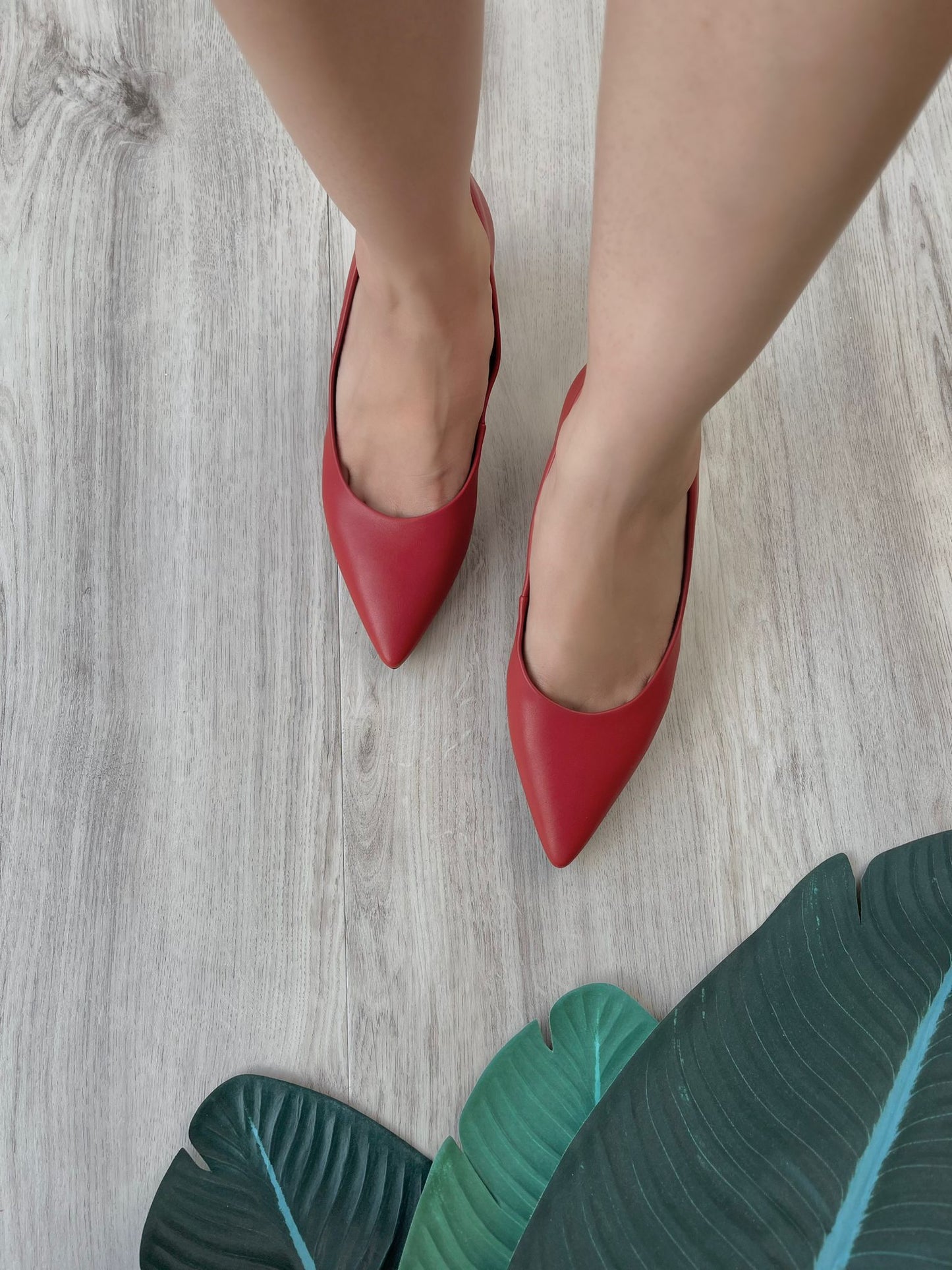 Kelly red heel