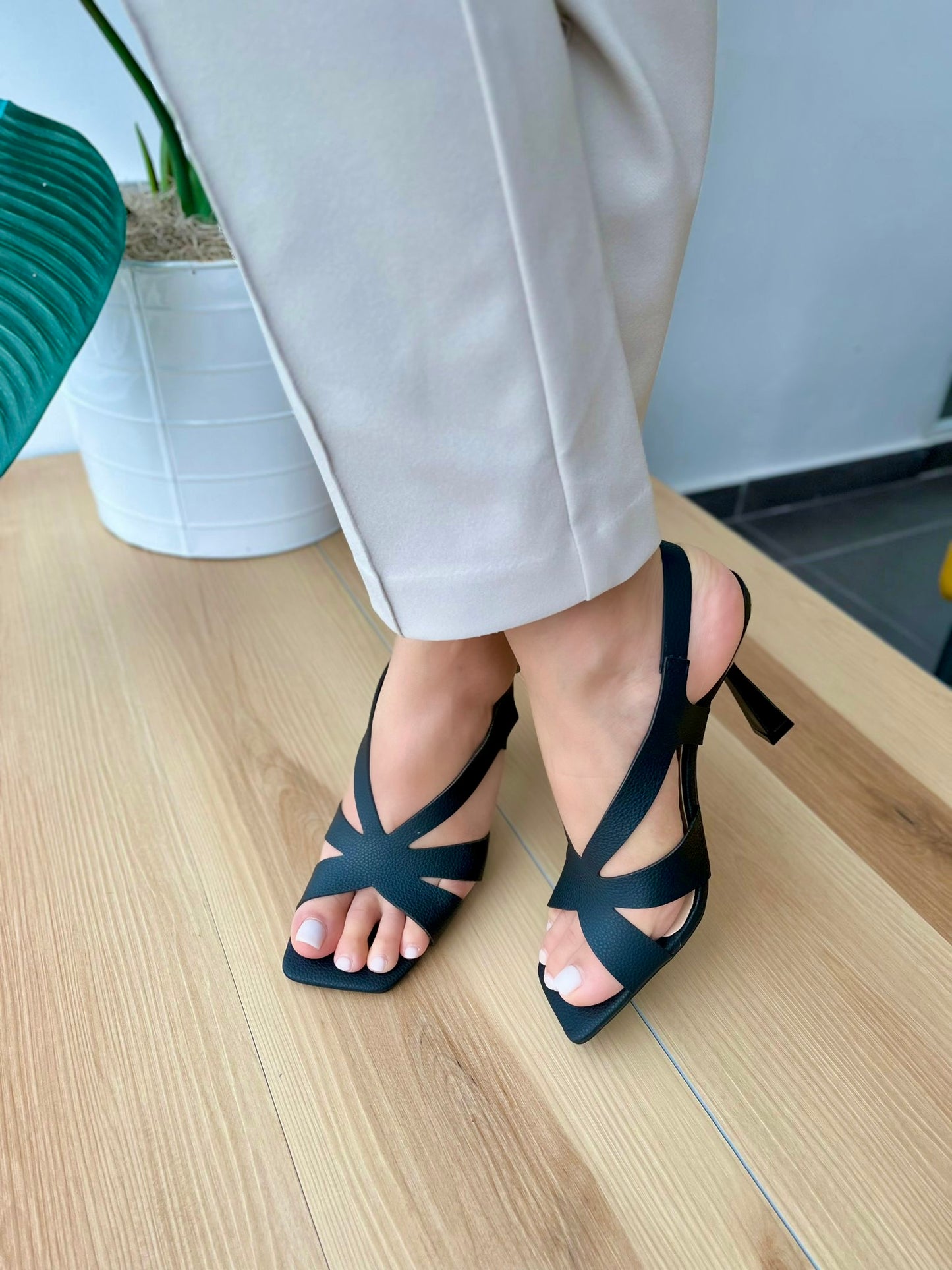 Milena black heel