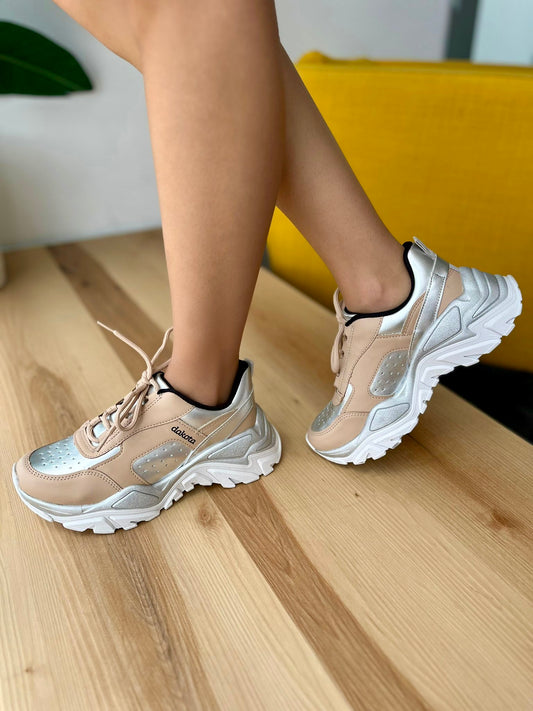 Chunky Darian Sneaker