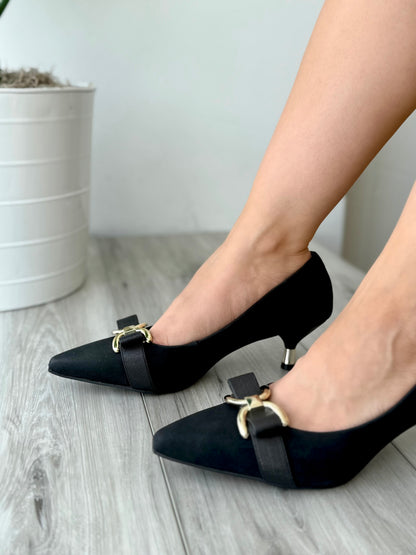 Astoria black
