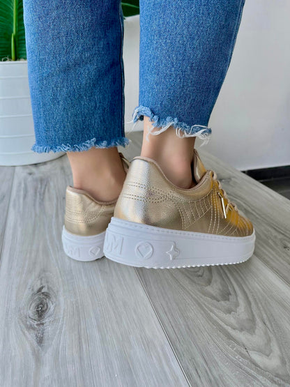 Nuna gold sneaker