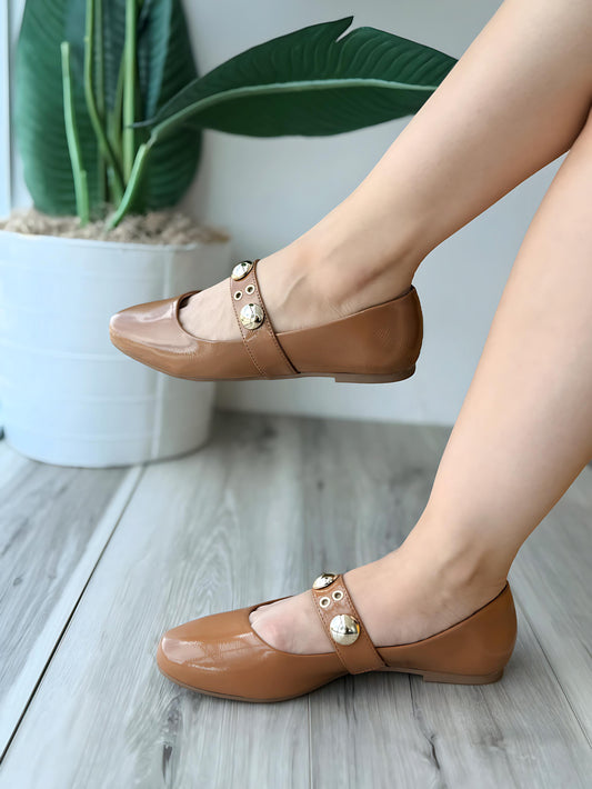 Edelmira camel