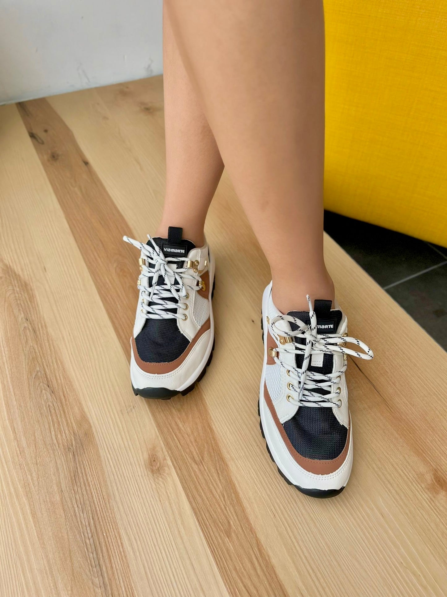 Claire Fashionable Sneaker - Stela The Shoetique