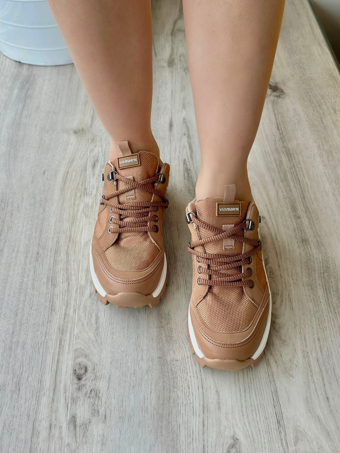 Isadora camel sneaker - Stela The Shoetique