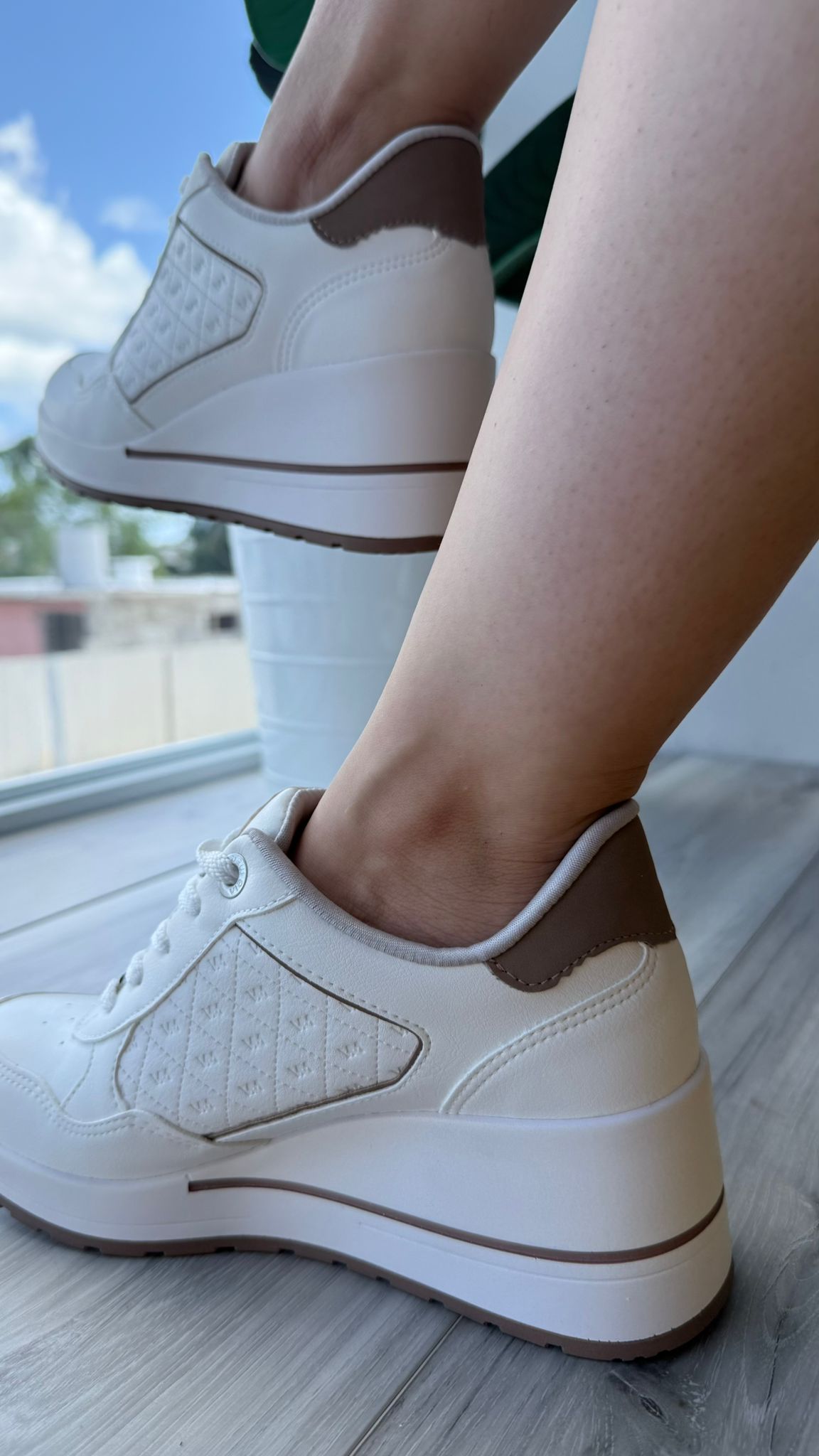 Jaime off white heeled sneaker