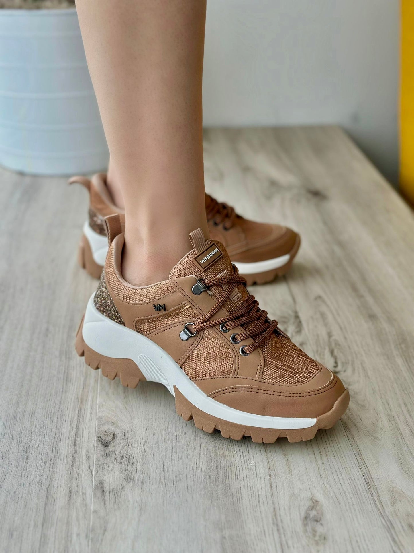 Isadora camel sneaker - Stela The Shoetique