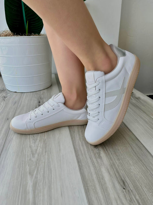 Alejo white beige sneaker - Stela The Shoetique