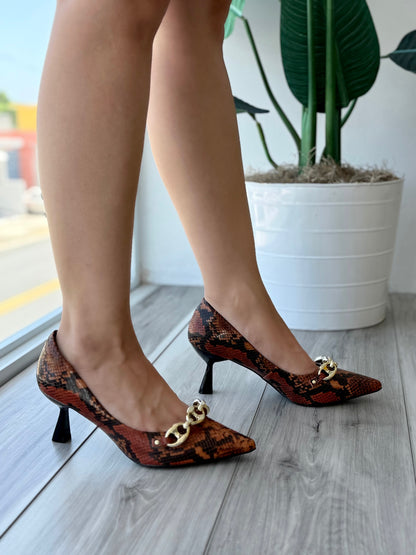Raffaela snake