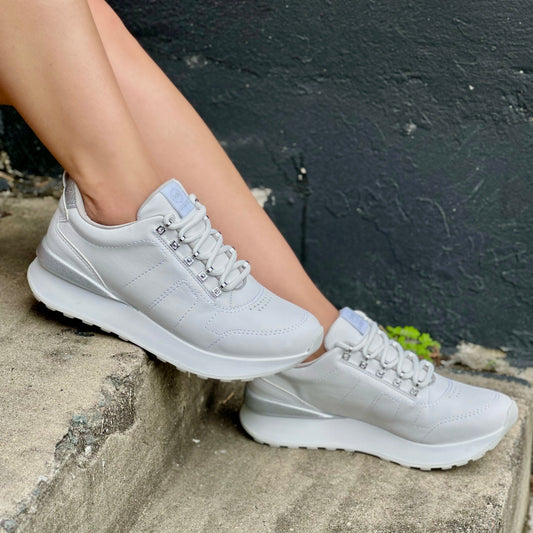 Berta white/silver sneaker