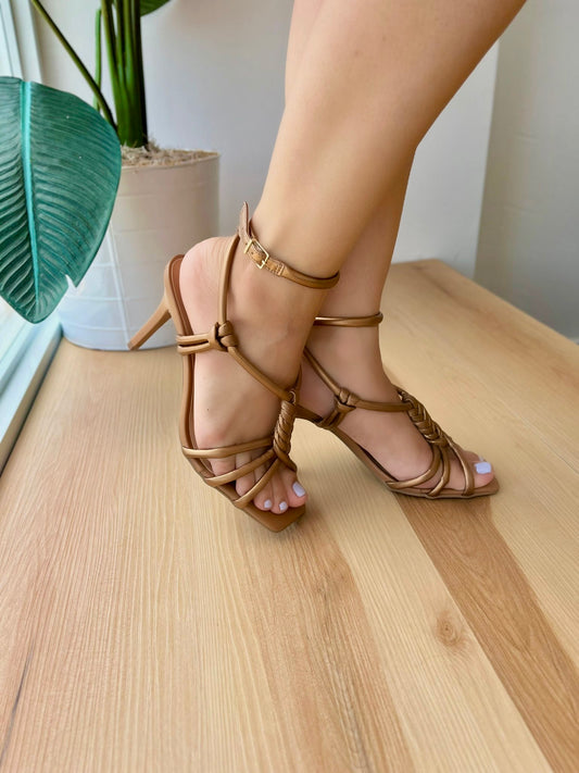 Agata Bronze heel