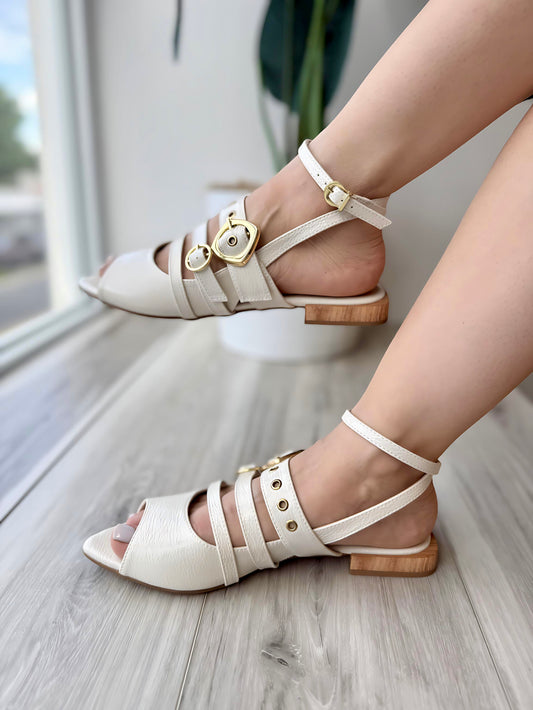 Aurora off white