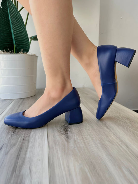 Lory navy heel