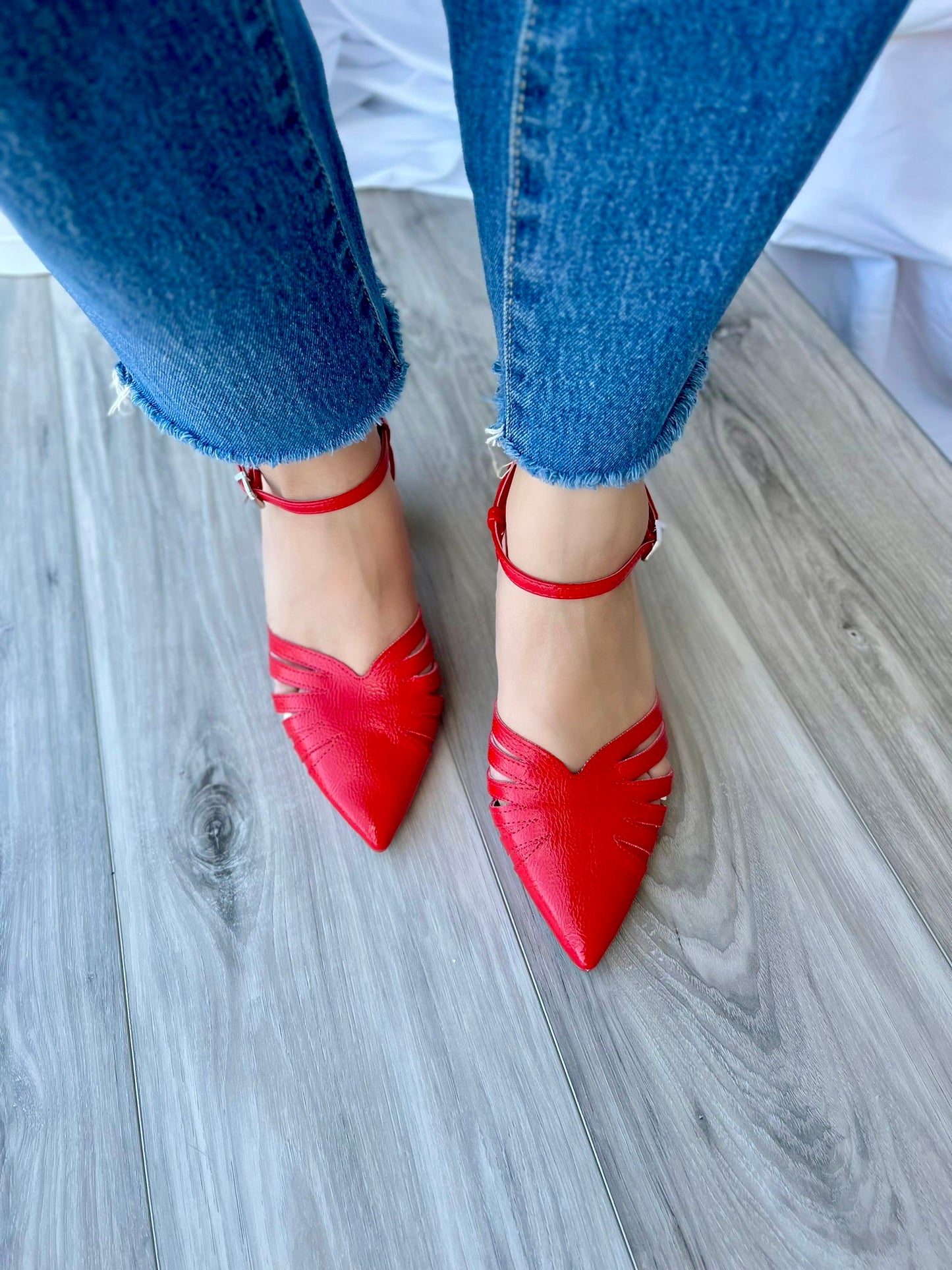 Tilly red heel