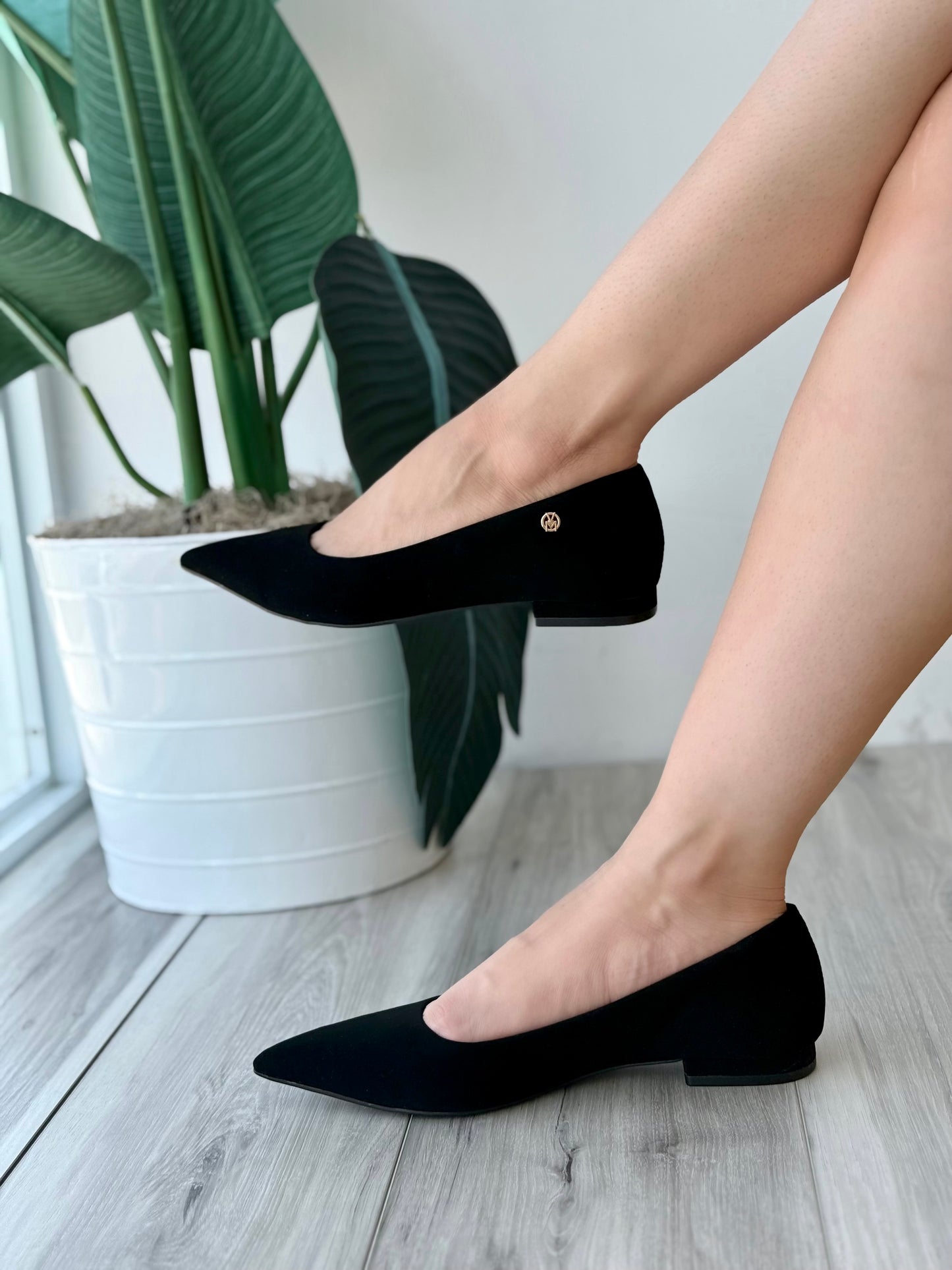 Madrigal black