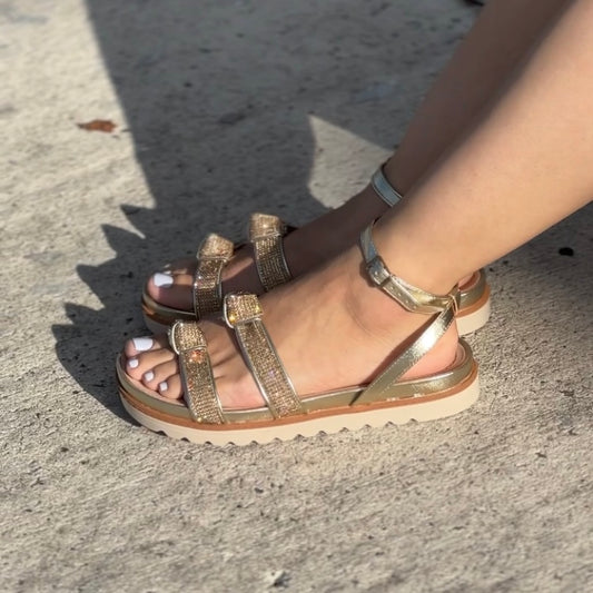 Dafne Sandal - Size 5,7,8