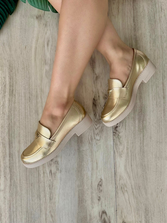 Abril Gold Loafer