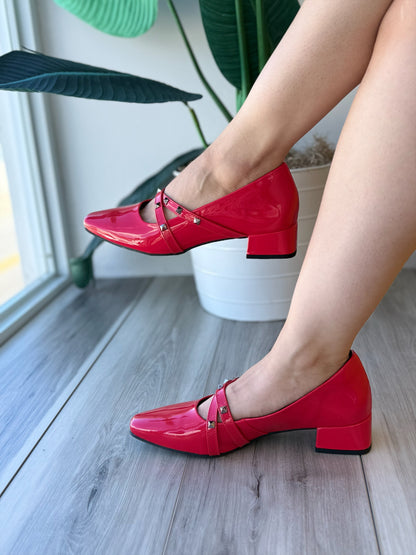 Sasha red 8,9