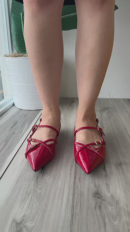 Iris red