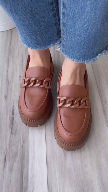 Emmy brown loafer