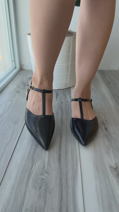 Fausta black