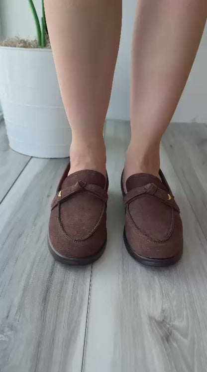Freya cafe topsider