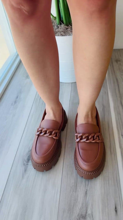 Emmy brown loafer