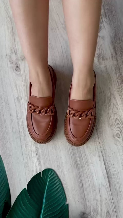 Emmy brown loafer