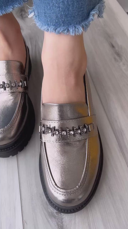 Mara pewter loafer