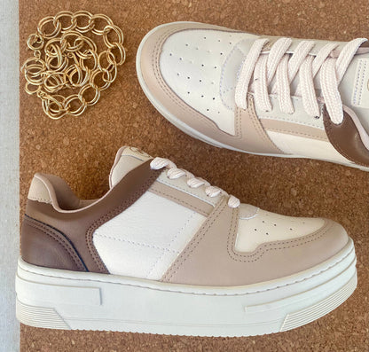 Earth platform Sneaker