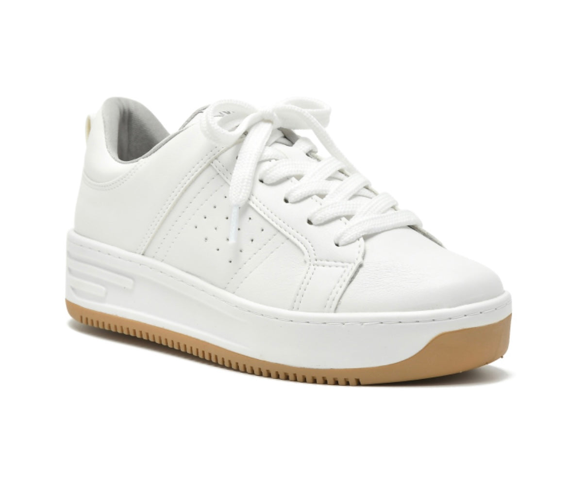 Classic White  Sneaker 10401-03